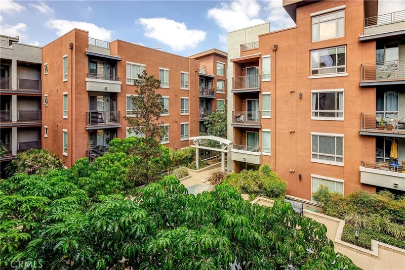 100 Alameda #357, Los Angeles, CA 90012