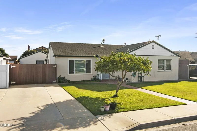 524 Nectarine, Oxnard, CA 93033