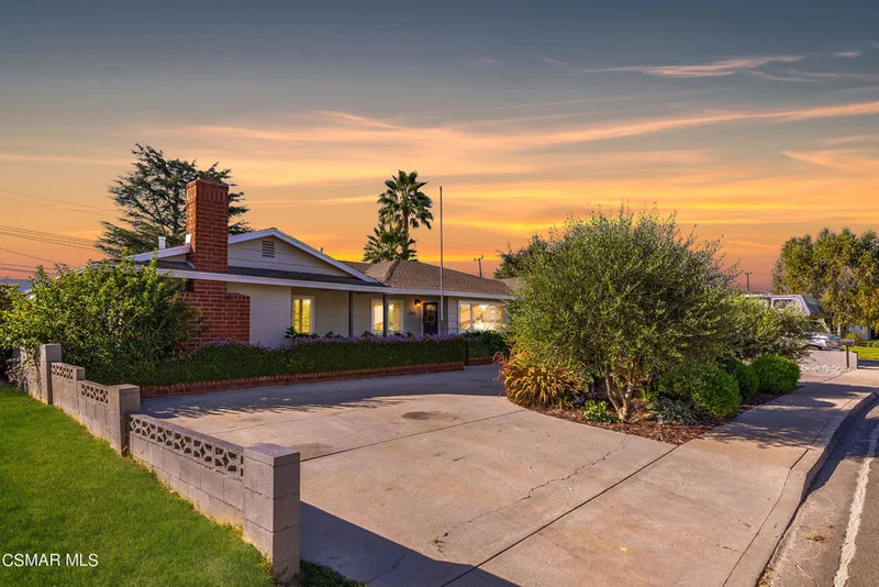2690 Elizondo, Simi Valley, CA 93065