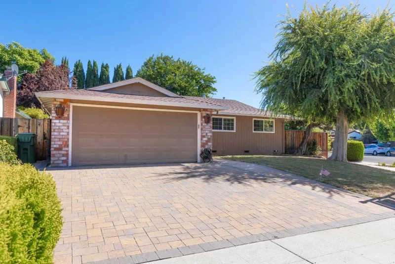 6268 Hokett, San Jose, CA 95123