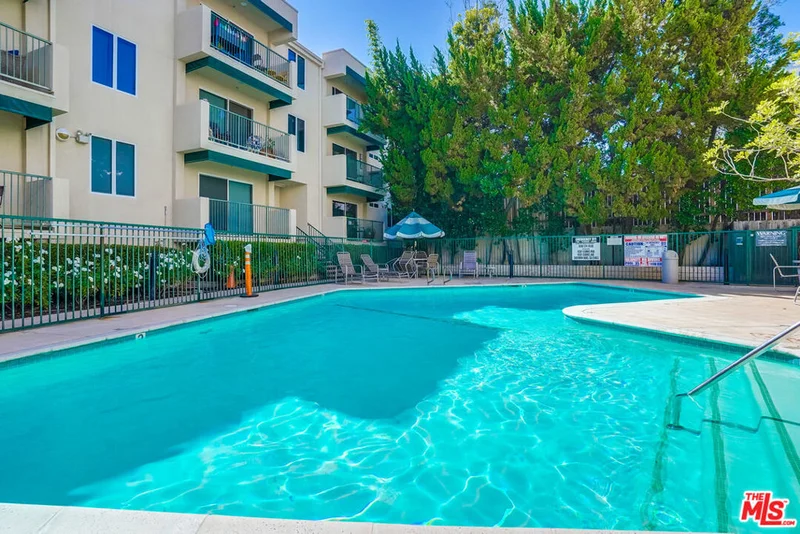 4501 Cedros #102, Sherman Oaks, CA 91403