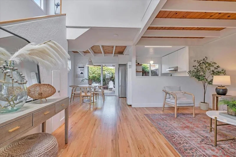 260 Walk, Santa Cruz, CA 95060