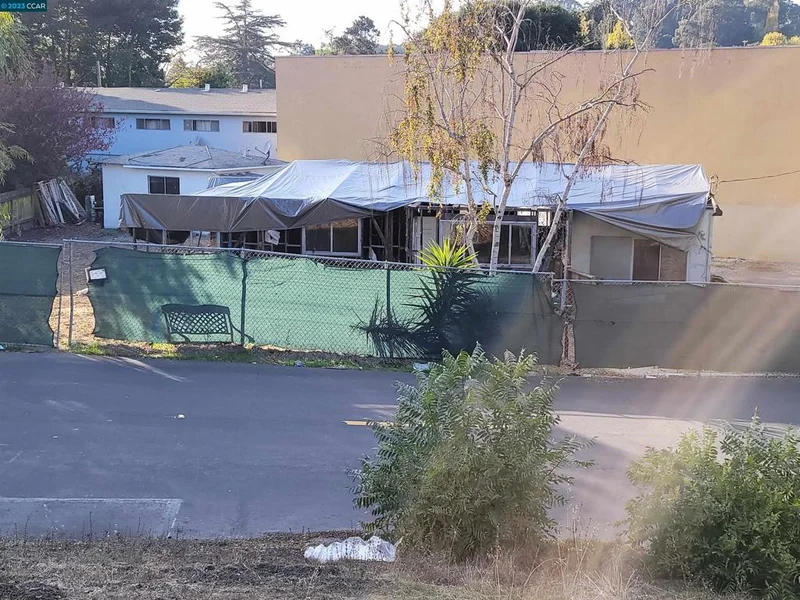4122 Santa Rita Rd, El Sobrante, CA 94803
