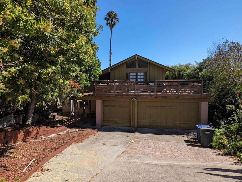 434 Glencrest Drive, Solana Beach, CA 92075