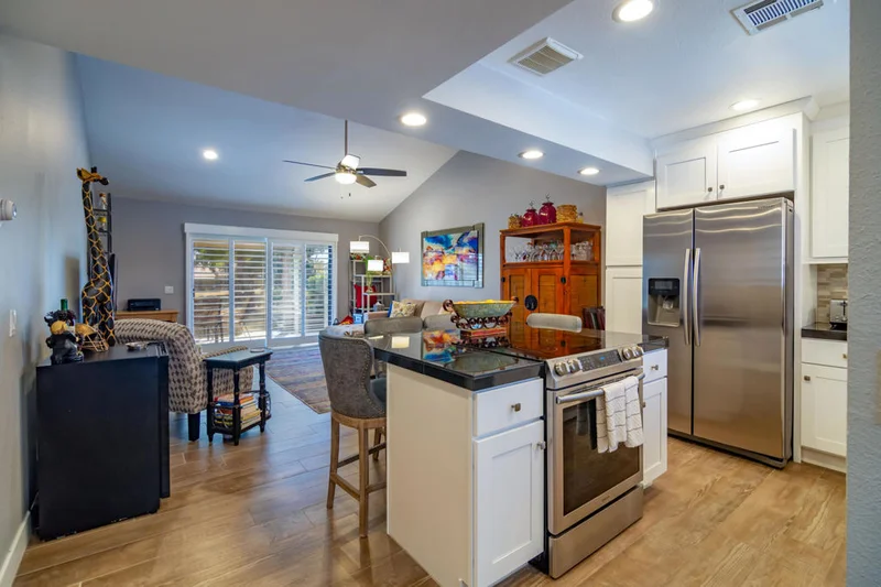 41080 La Costa, Palm Desert, CA 92211