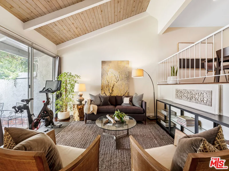 11730 Moorpark #F, Studio City, CA 91604