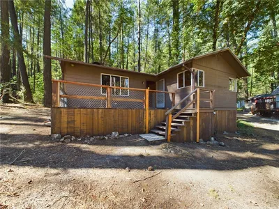 15935 Bottle Rock
