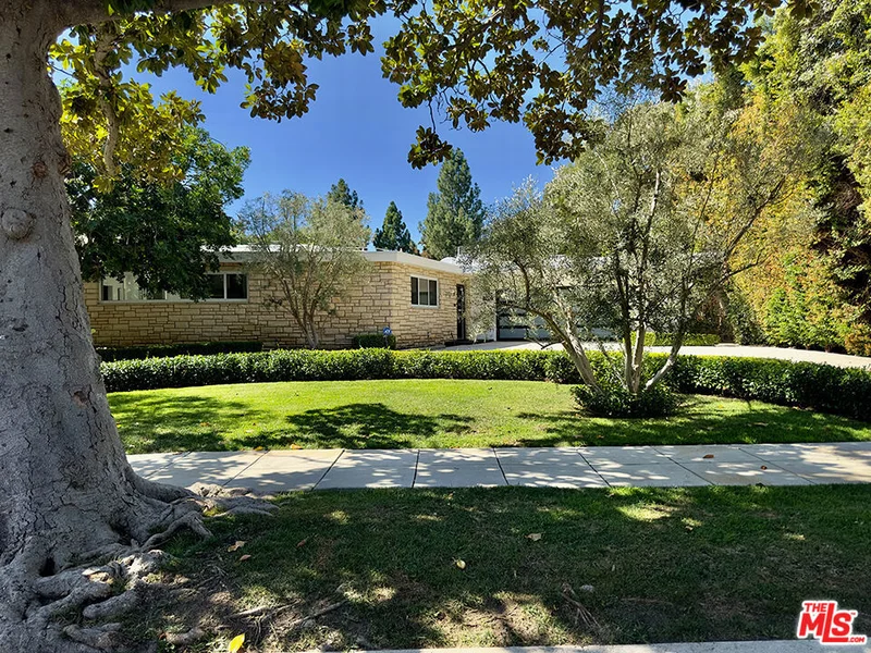 259 Conway, Los Angeles, CA 90024