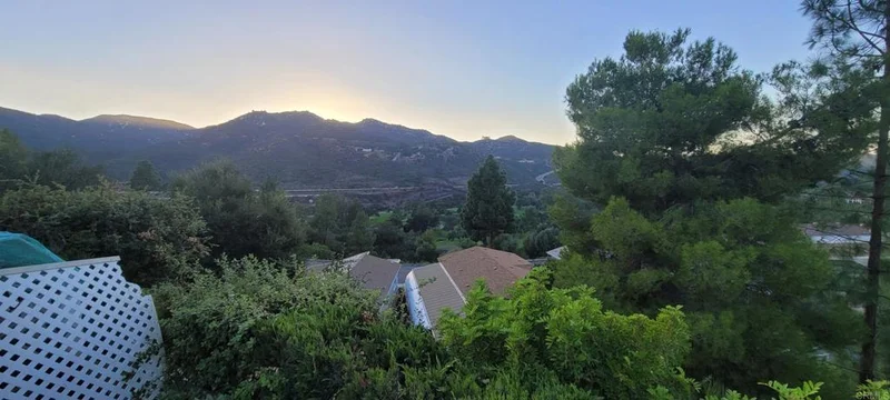 8975 Lawrence Welk #150, Escondido, CA 92026