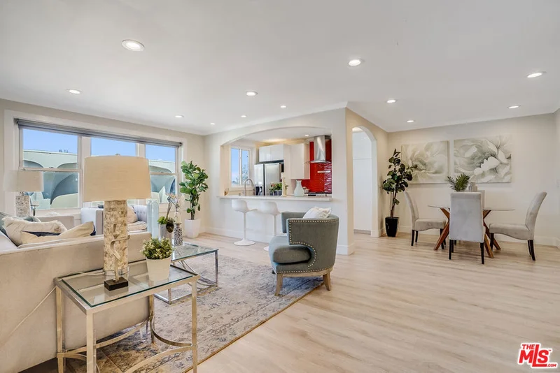 11670 Sunset #307, Los Angeles, CA 90049