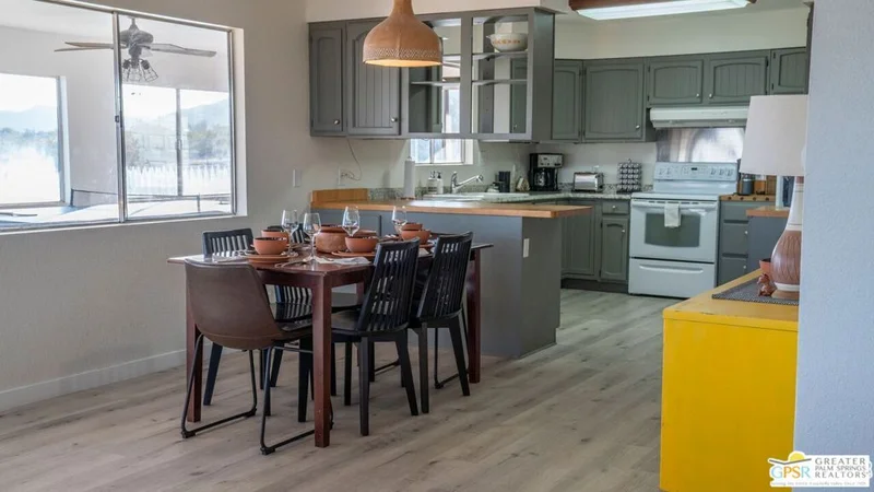 62033 Campanula, Joshua Tree, CA 92252