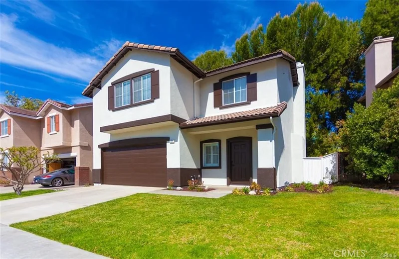 27 Winterfield, Irvine, CA 92602