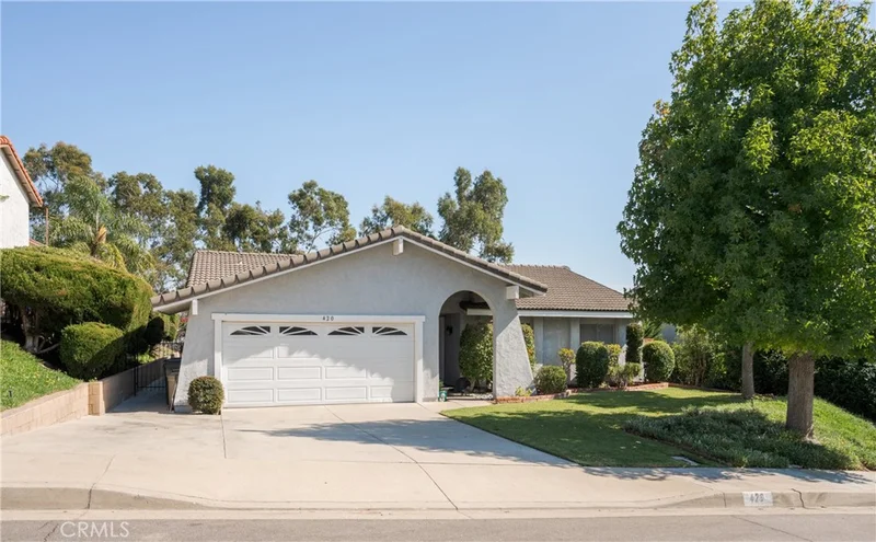 420 Los Gatos, Walnut, CA 91789