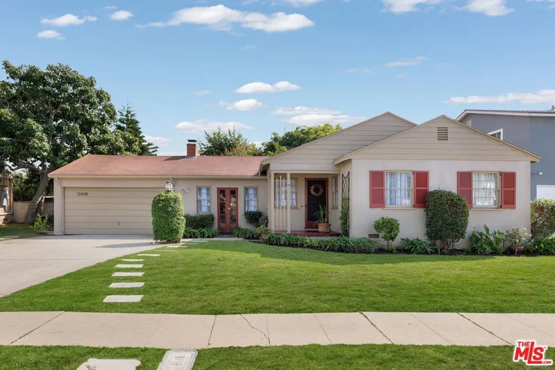 12428 Matteson, Los Angeles, CA 90066