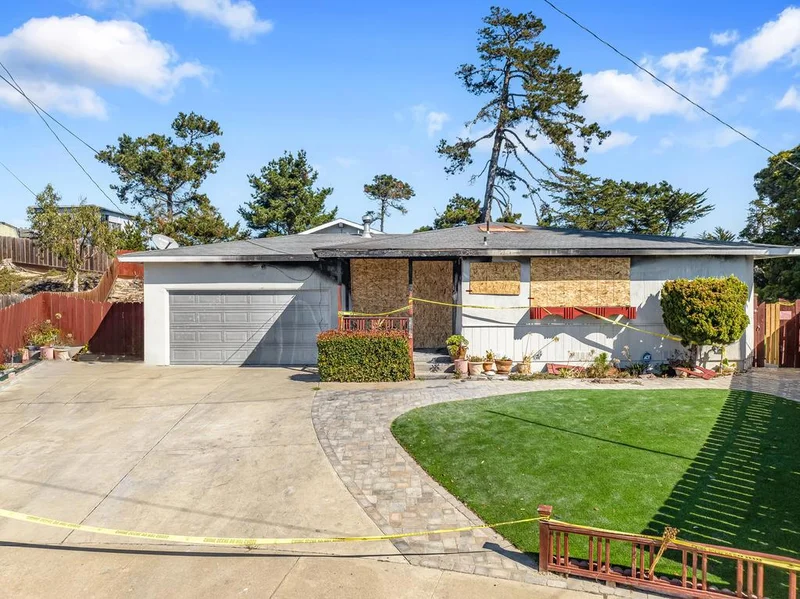 3020 Liberty, Marina, CA 93933