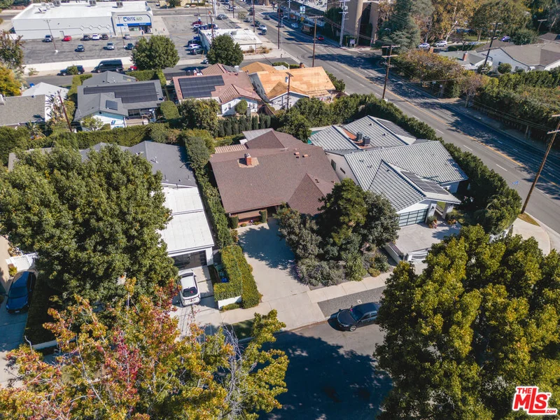 5206 Beeman, Valley Village, CA 91607
