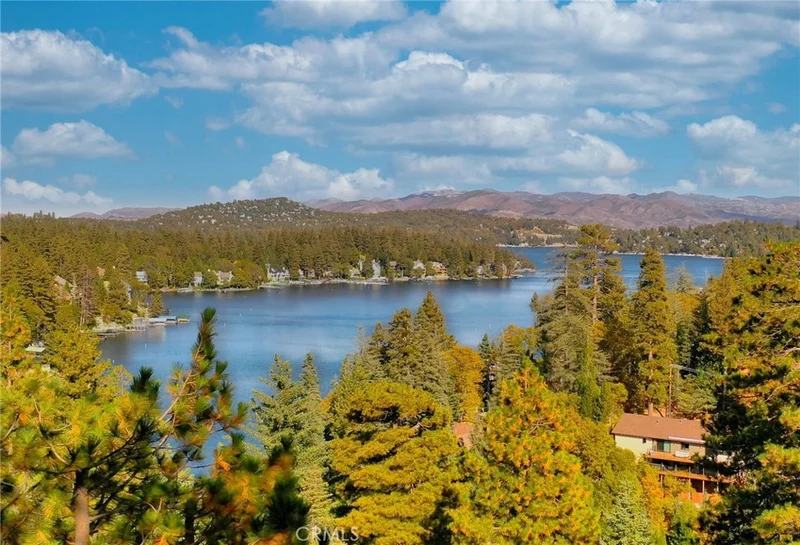 27354 Bay, Lake Arrowhead, CA 92352