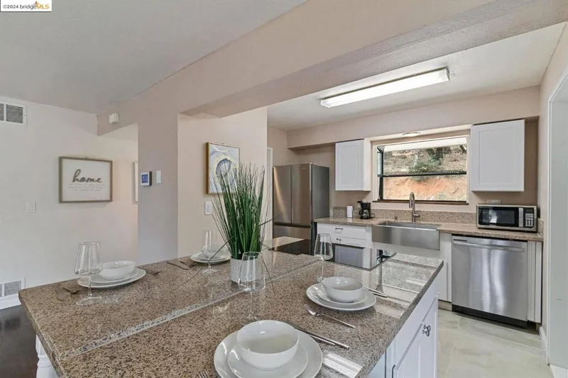 15395 Lake Arthur Rd, Auburn, CA 95602