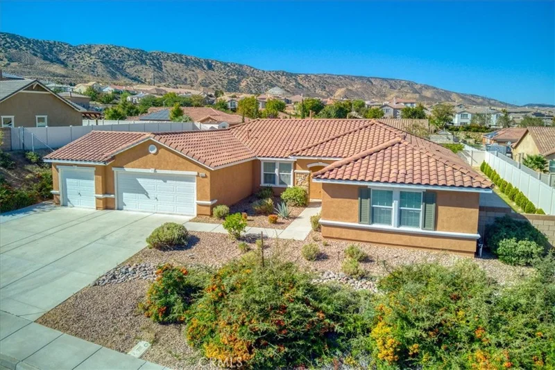 41637 Sherry, Palmdale, CA 93551