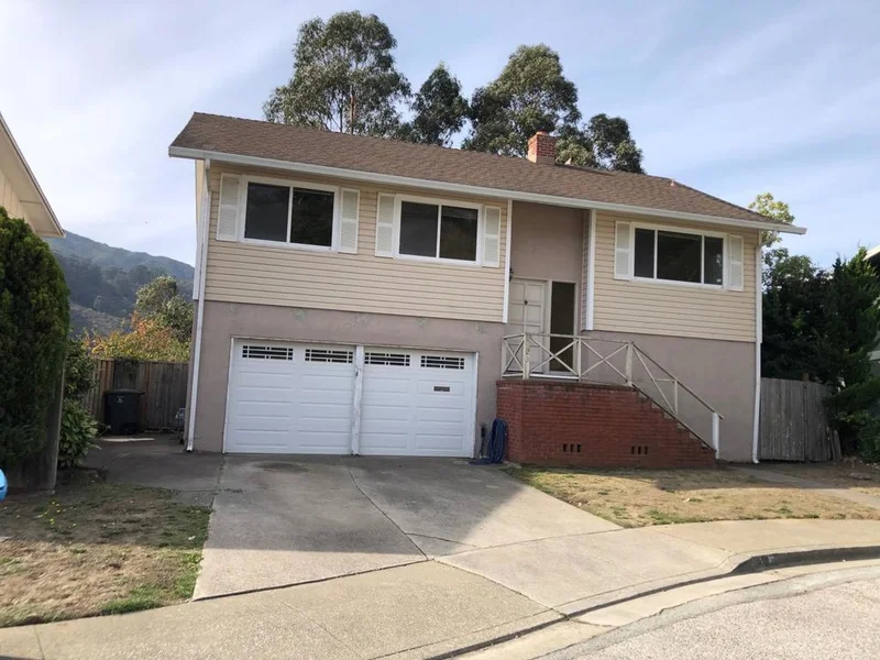 23 Yellowstone, Pacifica, CA 94044