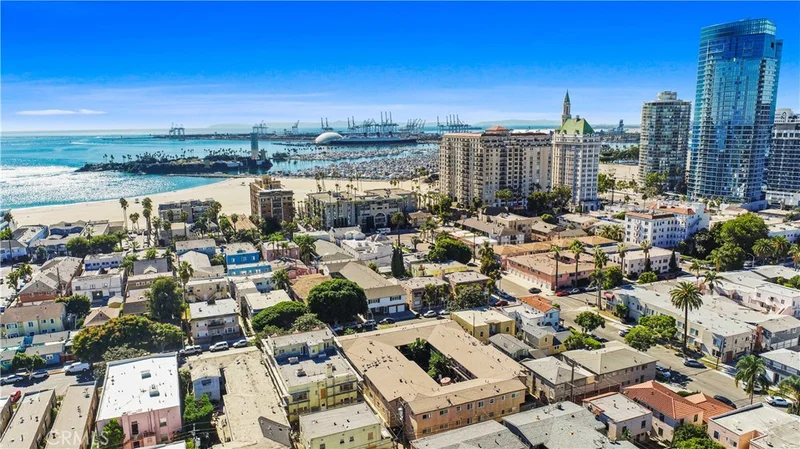 1023 1st #19, Long Beach, CA 90802