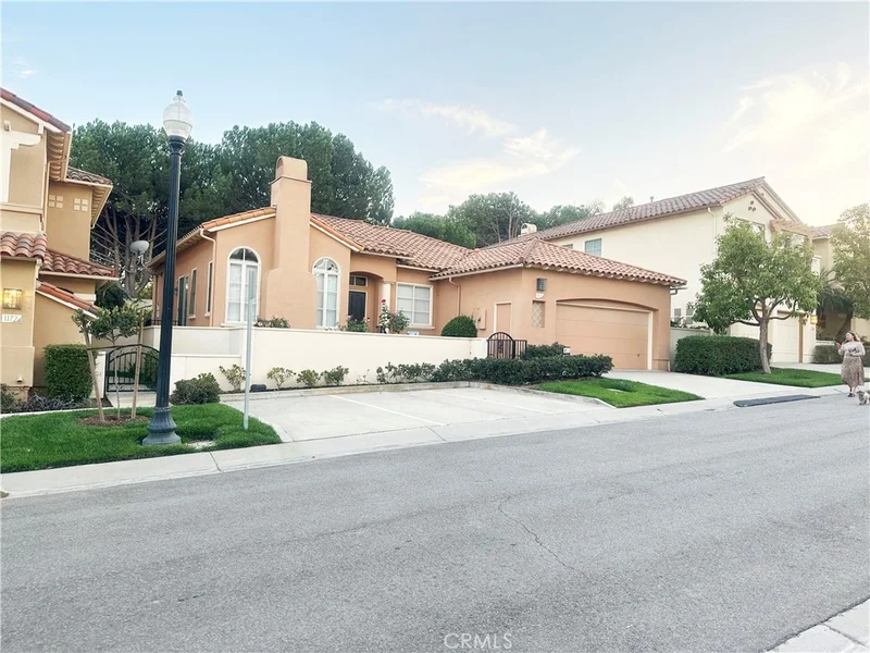 1174 Corte Riviera, Camarillo, CA 93010