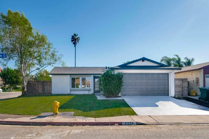8751 Bennington St, San Diego, CA 92126