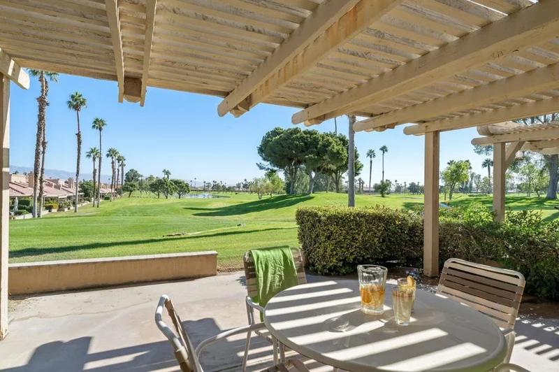 41182 Woodhaven, Palm Desert, CA 92211