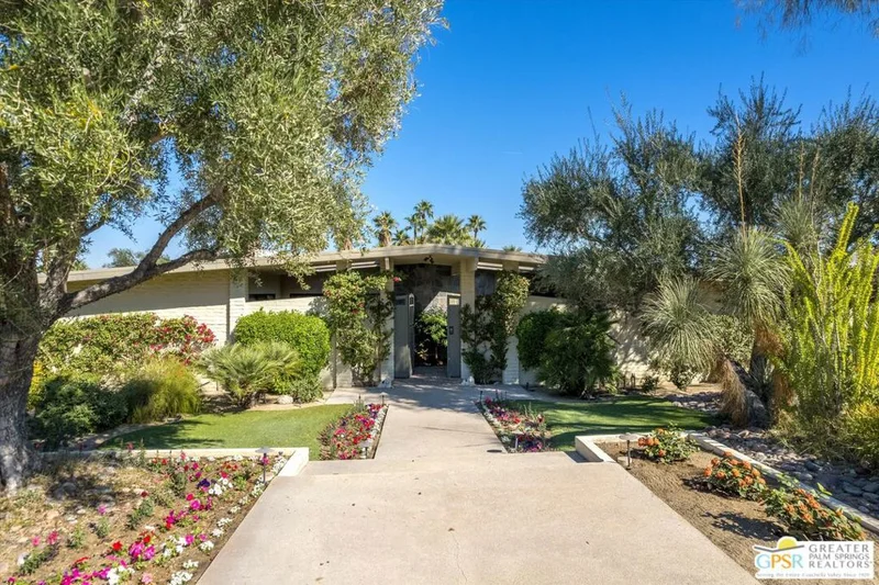 46300 Desert Lily, Palm Desert, CA 92260