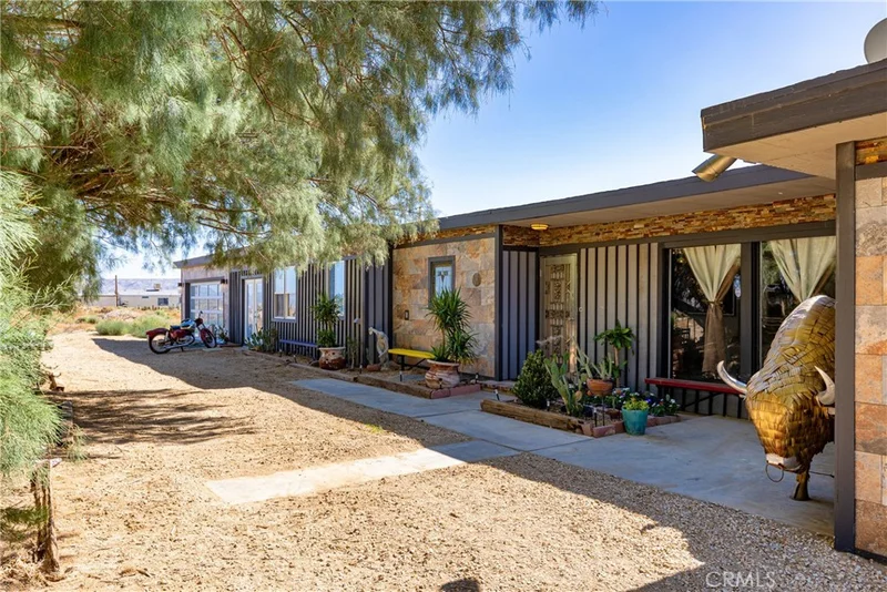 7884 Chapinite, California City, CA 93519