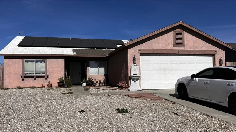 10200 Folsom, Adelanto, CA 92301