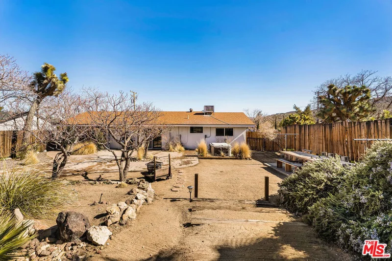 7760 Valley Vista, Yucca Valley, CA 92284