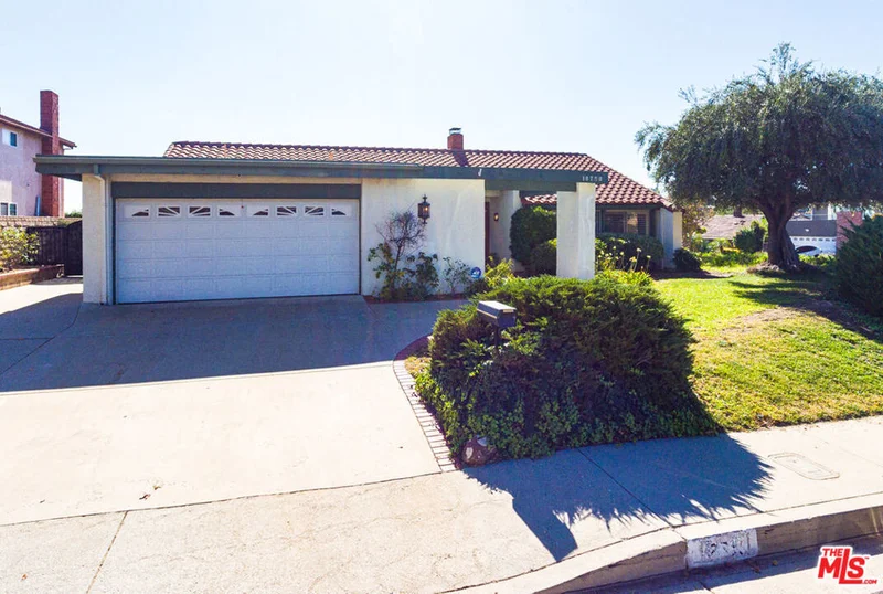 18750 Lisburn, Porter Ranch, CA 91326