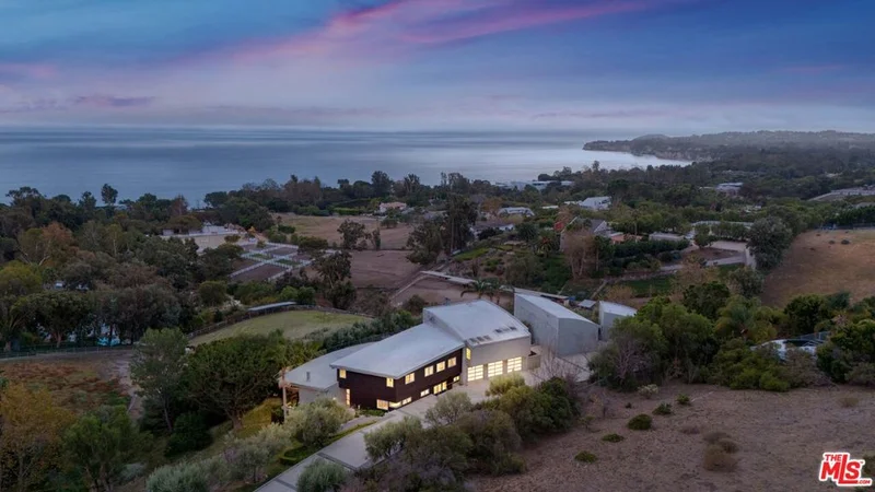 27366 Winding, Malibu, CA 90265
