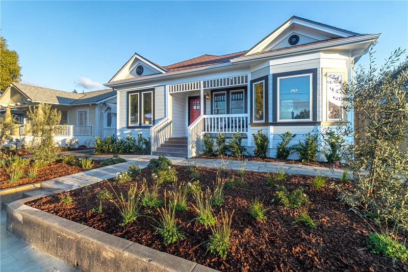1143 Peach, San Luis Obispo, CA 93401