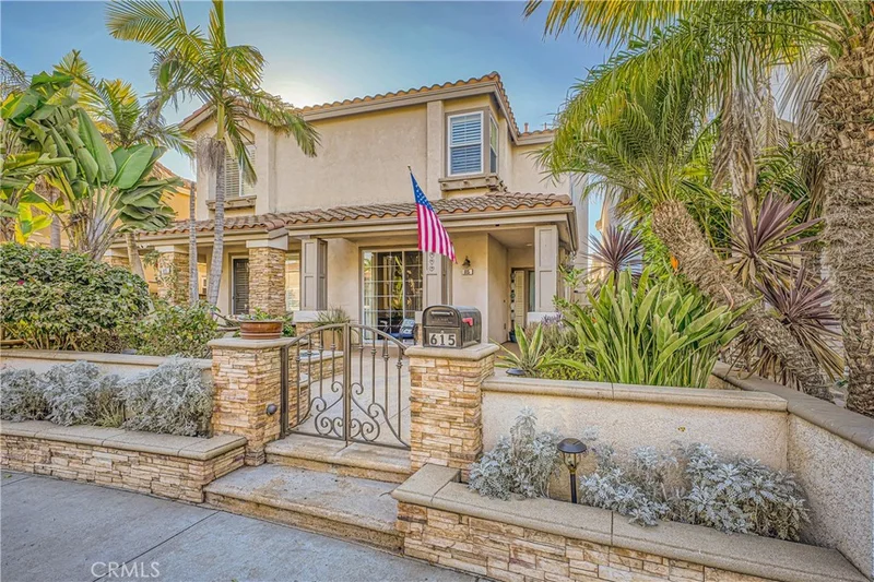 615 Lake, Huntington Beach, CA 92648