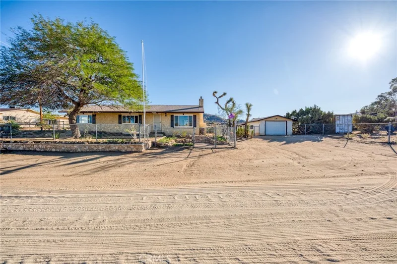 54887 Mountain View Trail, Yucca Valley, CA 92284