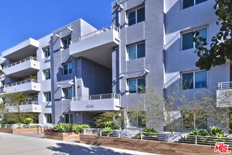 4240 Laurel Canyon #307, Studio City, CA 91604