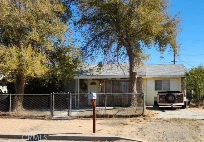 12568 Daisy, Boron, CA 93516