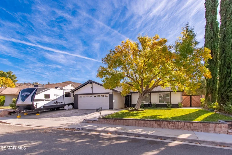 29610 Abelia, Canyon Country, CA 91387