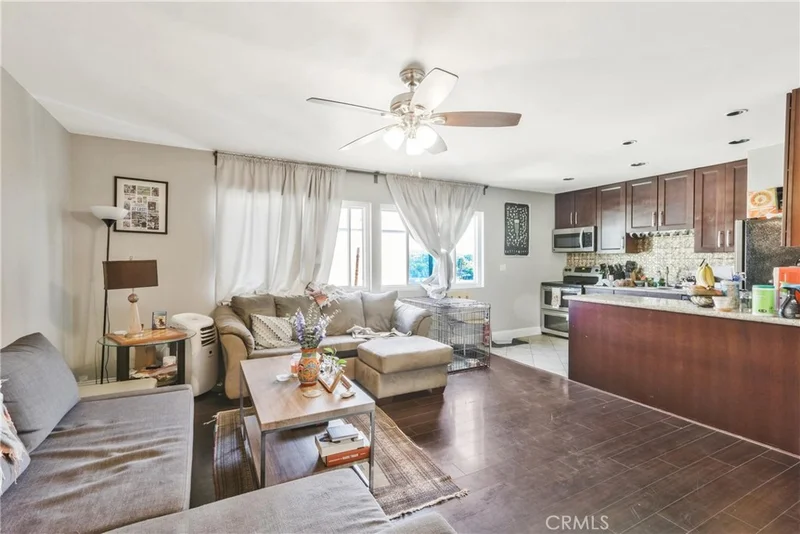 2266 Grand #23, San Diego, CA 92109
