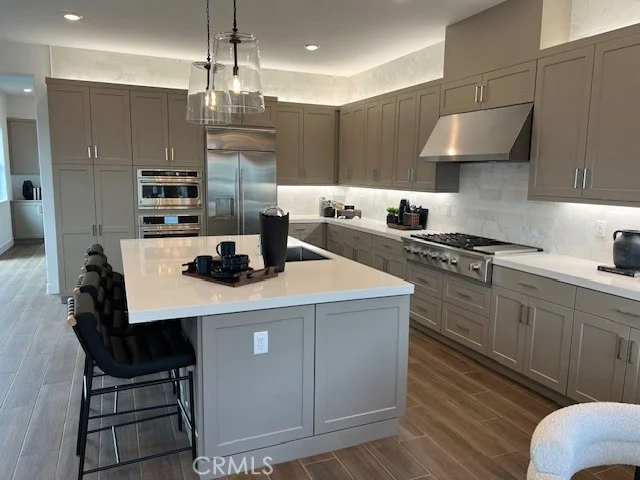 29591 Paseo Guijarro, Valencia, CA 91354