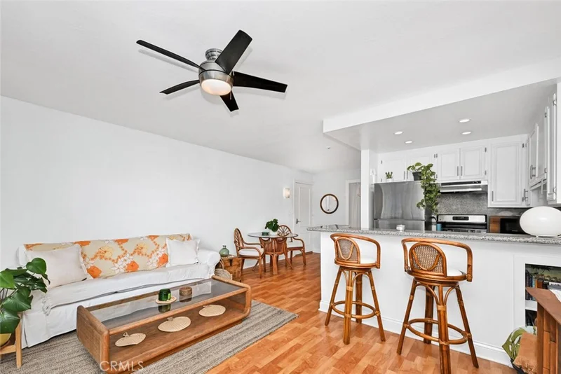 300 Cagney #215, Newport Beach, CA 92663