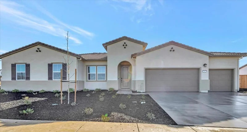 302 Amara, Hollister, CA 95023
