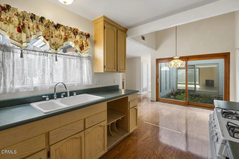 426 Reed, Port Hueneme, CA 93041