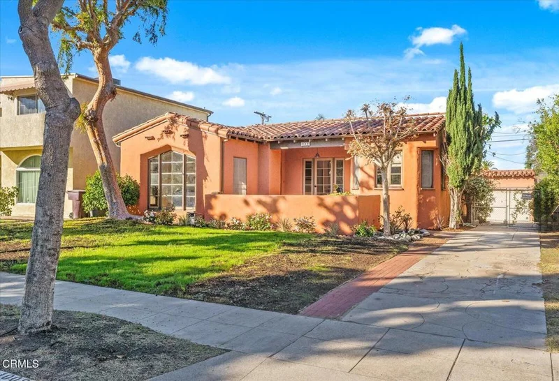 1009 Howard, Glendale, CA 91207