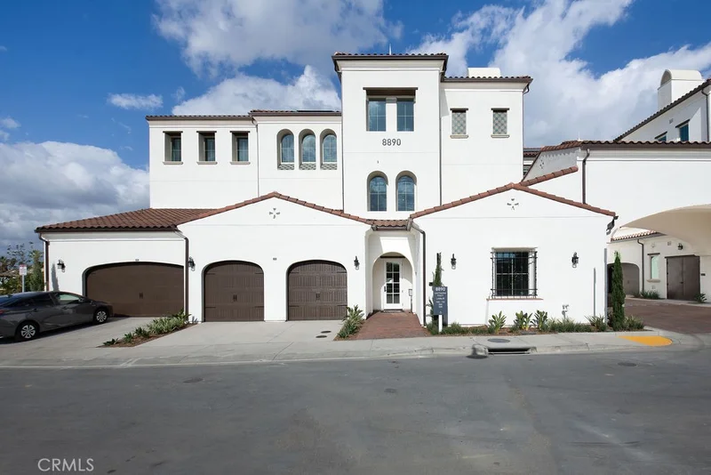 8890 Los Coyotes #200, Buena Park, CA 90621
