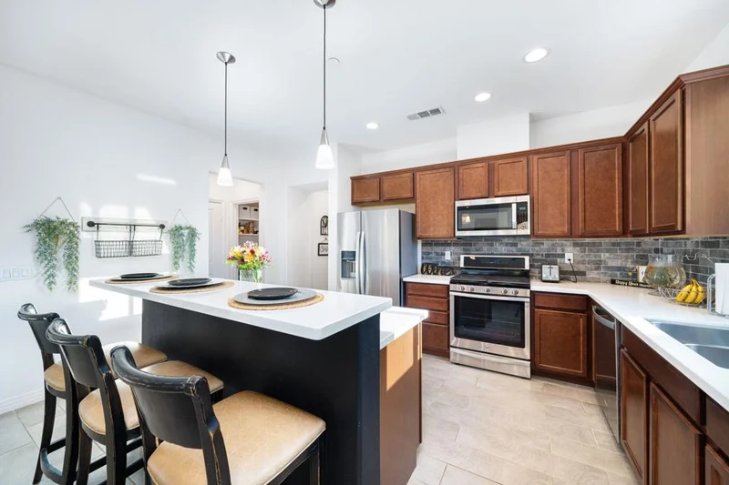 52382 Hawthorn, La Quinta, CA 92253
