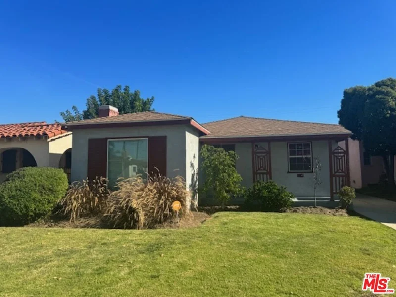 8934 Cimarron Street, Los Angeles, CA 90047