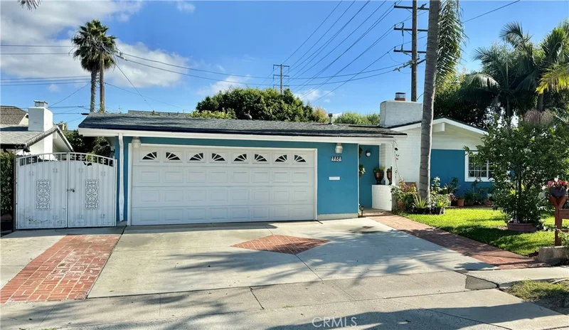 2252 Avalon, Costa Mesa, CA 92626